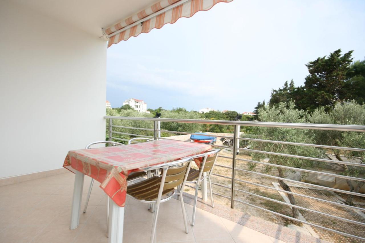 Apartments With A Parking Space Novalja, Pag - 6398 Exterior foto