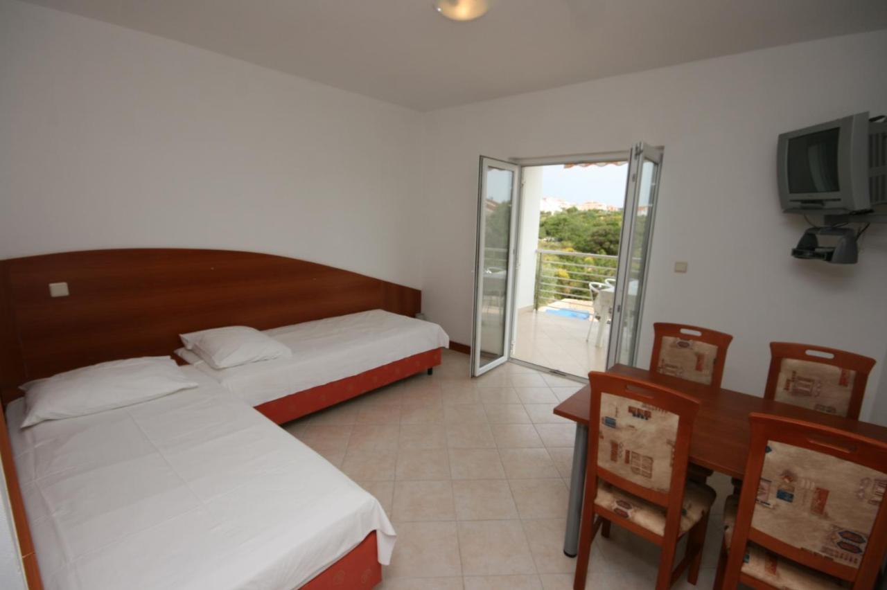 Apartments With A Parking Space Novalja, Pag - 6398 Exterior foto