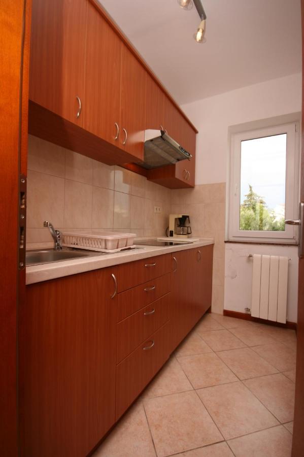 Apartments With A Parking Space Novalja, Pag - 6398 Exterior foto